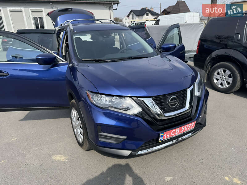 Позашляховик / Кросовер Nissan Rogue 2020 в Дрогобичі