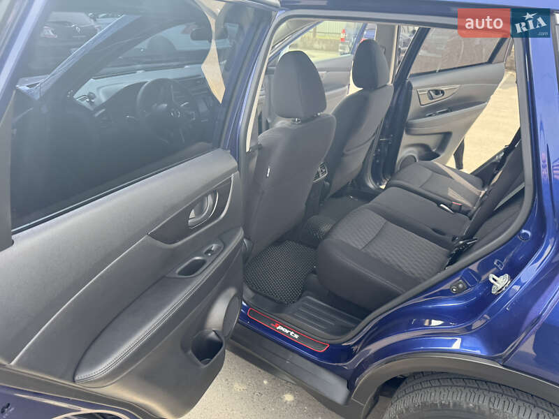 Позашляховик / Кросовер Nissan Rogue 2020 в Дрогобичі