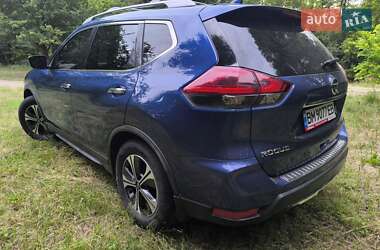 Внедорожник / Кроссовер Nissan Rogue 2020 в 