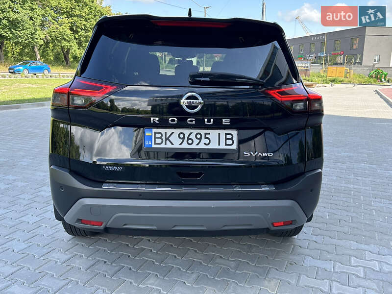 Позашляховик / Кросовер Nissan Rogue 2020 в Рівному