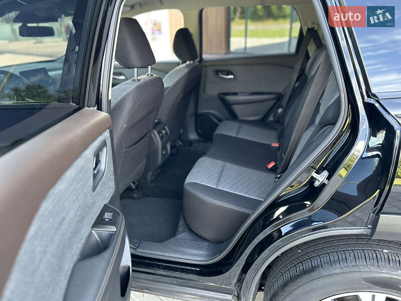 Позашляховик / Кросовер Nissan Rogue 2020 в Рівному