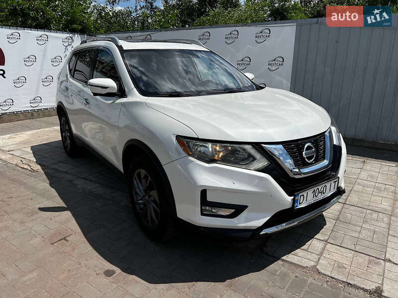 Внедорожник / Кроссовер Nissan Rogue 2016 в Днепре