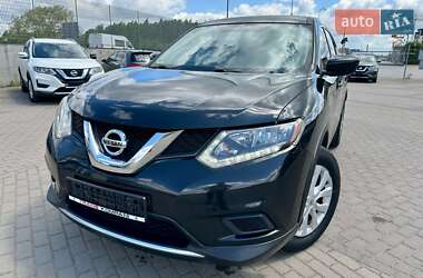 Позашляховик / Кросовер Nissan Rogue 2016 в Львові