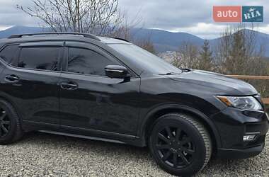 Позашляховик / Кросовер Nissan Rogue 2017 в Кременці
