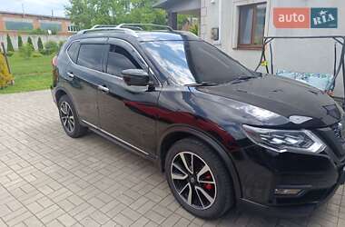 Позашляховик / Кросовер Nissan Rogue 2018 в Львові