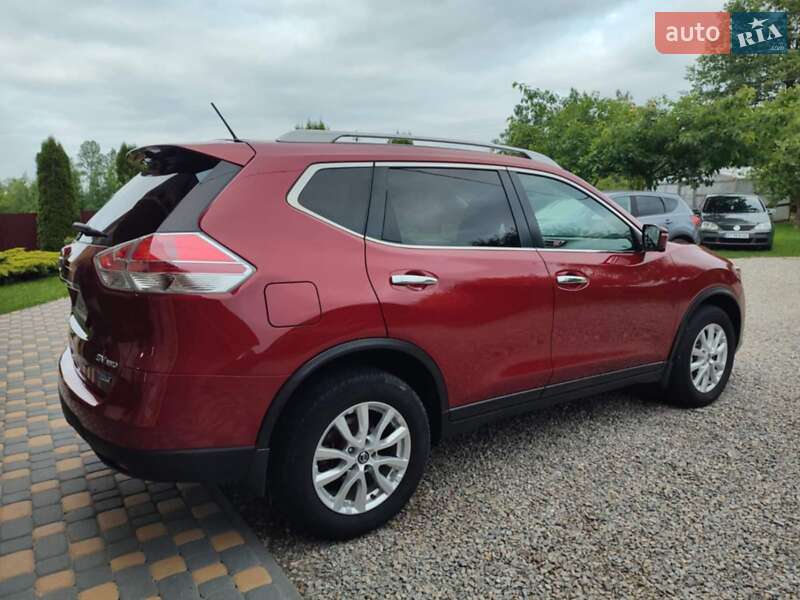 Позашляховик / Кросовер Nissan Rogue 2014 в Івано-Франківську