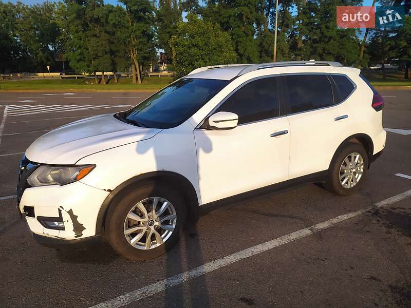 Позашляховик / Кросовер Nissan Rogue 2017 в Києві фото 10 Позашляховик / Кросовер Nissan Rogue 2017 в Києві