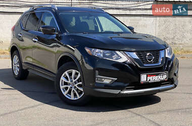 Внедорожник / Кроссовер Nissan Rogue 2018 в Киеве