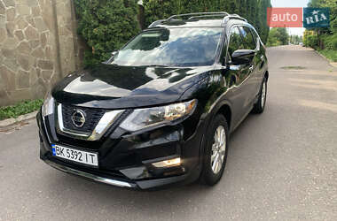 Позашляховик / Кросовер Nissan Rogue 2020 в Рівному