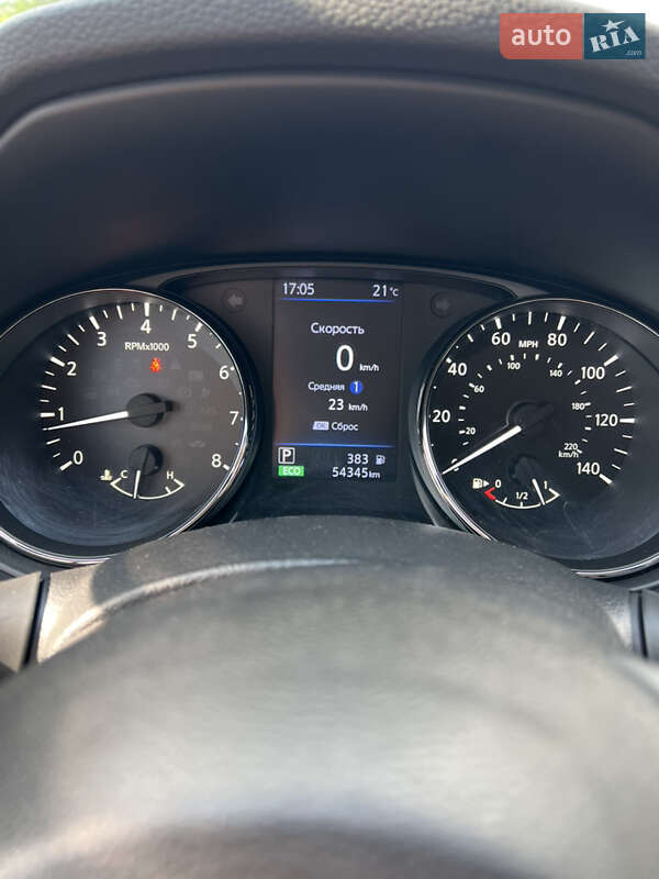 Позашляховик / Кросовер Nissan Rogue 2020 в Рокитному