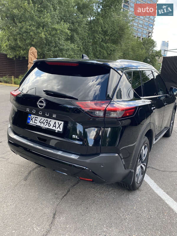 Позашляховик / Кросовер Nissan Rogue 2023 в Дніпрі
