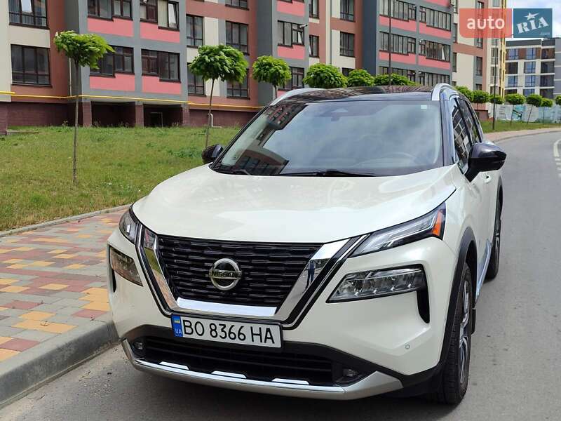Внедорожник / Кроссовер Nissan Rogue 2020 в Тернополе