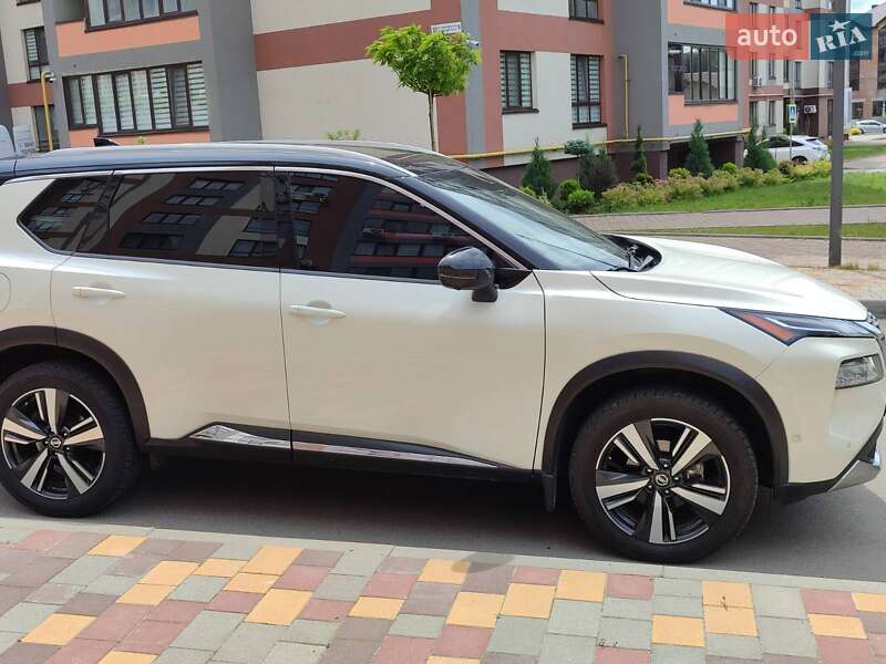 Внедорожник / Кроссовер Nissan Rogue 2020 в Тернополе