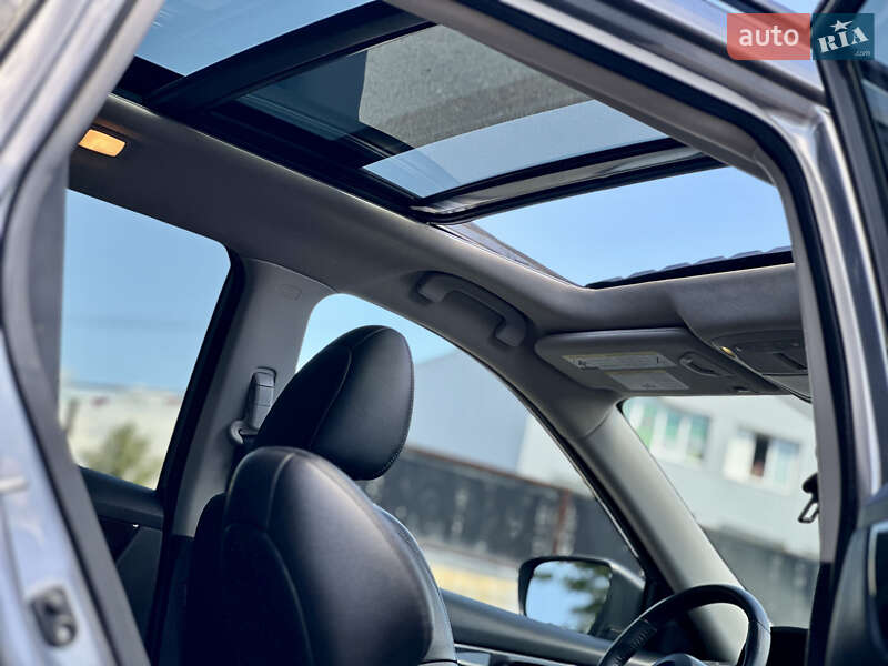 Позашляховик / Кросовер Nissan Rogue 2018 в Києві