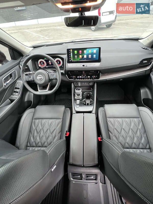 Nissan Rogue 2024