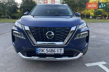 Позашляховик / Кросовер Nissan Rogue 2020 в 