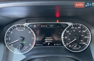 Позашляховик / Кросовер Nissan Rogue 2020 в 