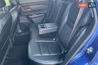 Позашляховик / Кросовер Nissan Rogue 2020 в 