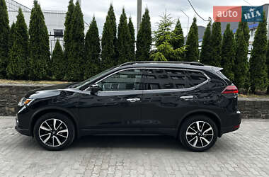 Внедорожник / Кроссовер Nissan Rogue 2018 в Запорожье