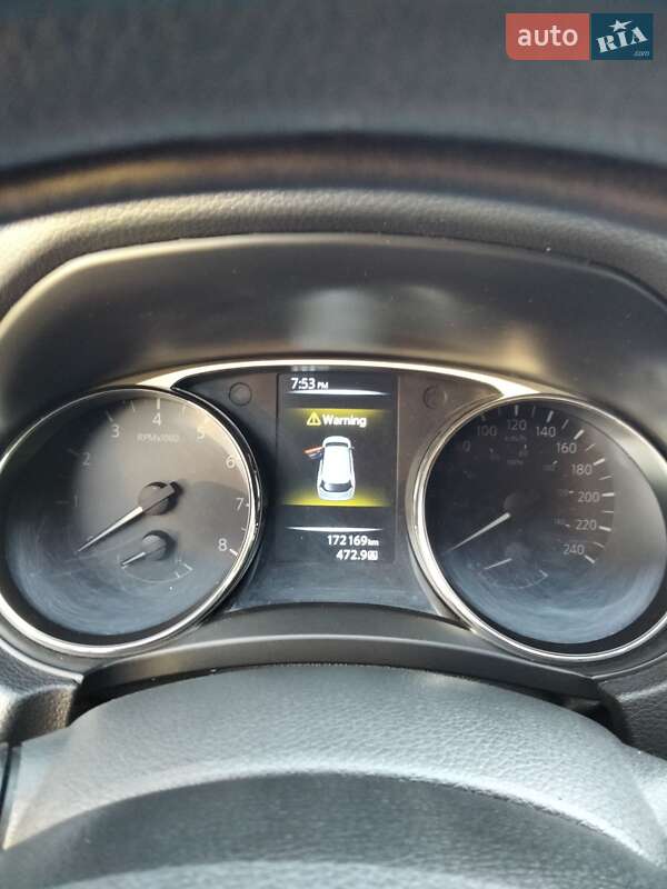 Позашляховик / Кросовер Nissan Rogue 2016 в Одесі