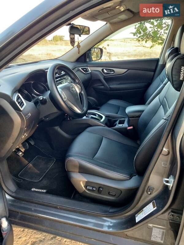 Позашляховик / Кросовер Nissan Rogue 2016 в Одесі