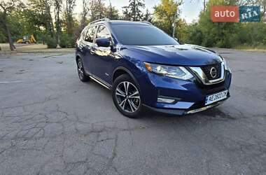 Позашляховик / Кросовер Nissan Rogue 2017 в Кривому Розі