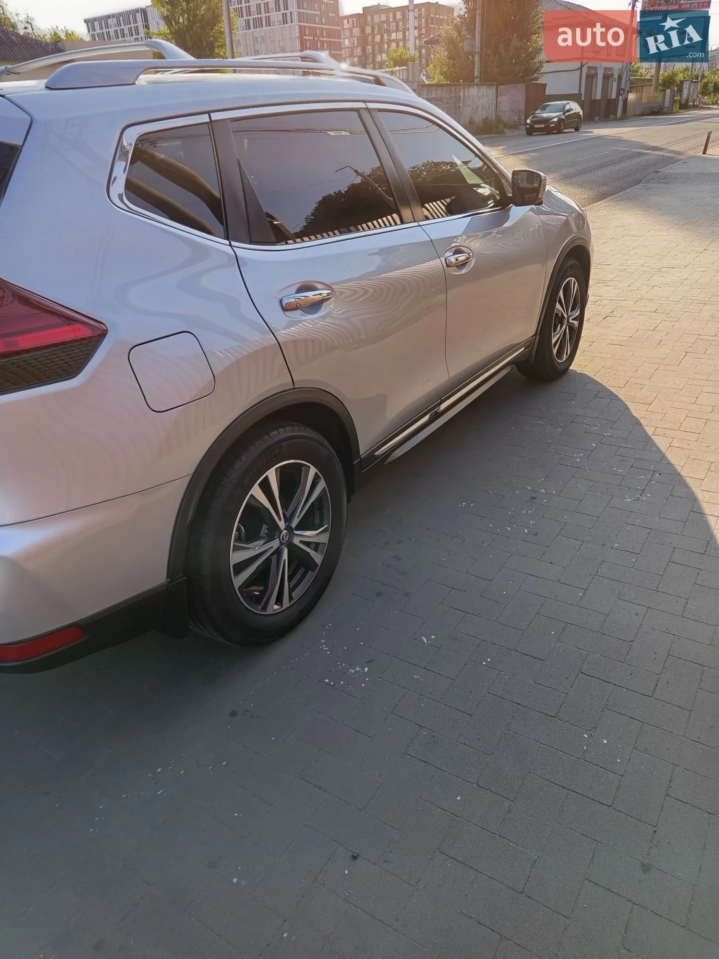 2017 Nissan Rogue - мініатюра 2