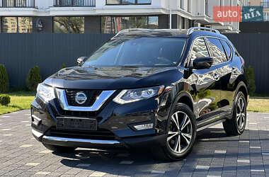 Внедорожник / Кроссовер Nissan Rogue 2018 в Ужгороде