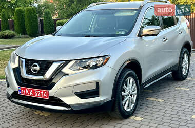 Внедорожник / Кроссовер Nissan Rogue 2017 в Косове