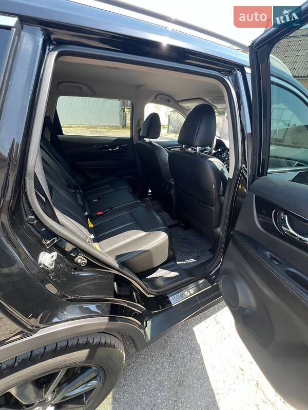 Позашляховик / Кросовер Nissan Rogue 2019 в Підволочиську