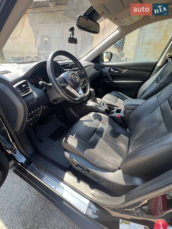 Позашляховик / Кросовер Nissan Rogue 2019 в Підволочиську