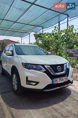 Позашляховик / Кросовер Nissan Rogue 2016 в Ізмаїлі