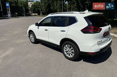 Позашляховик / Кросовер Nissan Rogue 2019 в 