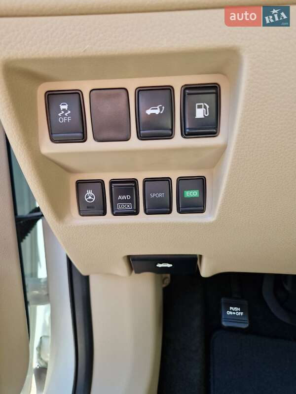 Позашляховик / Кросовер Nissan Rogue 2018 в Кременчуці