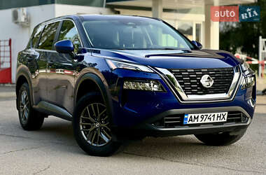Позашляховик / Кросовер Nissan Rogue 2021 в Житомирі