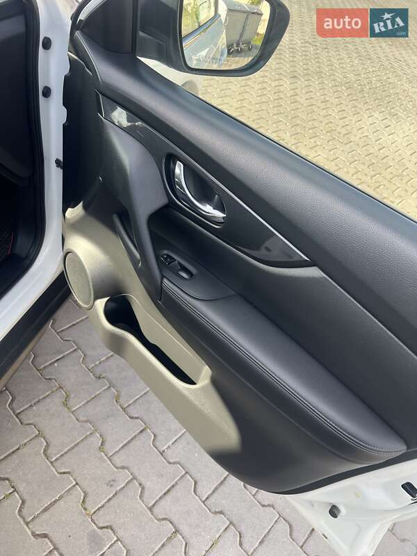 Внедорожник / Кроссовер Nissan Rogue 2017 в Виннице фото 15 Внедорожник / Кроссовер Nissan Rogue 2017 в Виннице