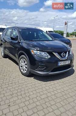 Внедорожник / Кроссовер Nissan Rogue 2016 в Мукачево