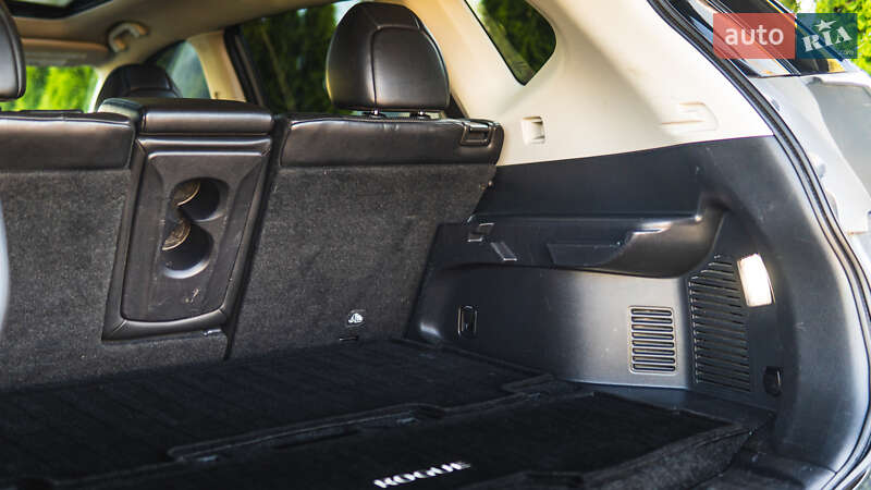 Позашляховик / Кросовер Nissan Rogue 2014 в Львові фото 57 Позашляховик / Кросовер Nissan Rogue 2014 в Львові