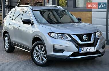 Внедорожник / Кроссовер Nissan Rogue 2019 в 