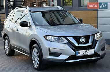 Внедорожник / Кроссовер Nissan Rogue 2019 в 