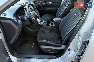 Внедорожник / Кроссовер Nissan Rogue 2019 в 