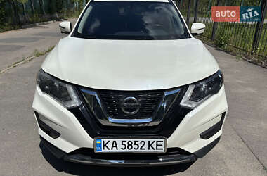 Позашляховик / Кросовер Nissan Rogue 2017 в Києві