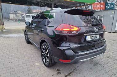 Внедорожник / Кроссовер Nissan Rogue 2019 в 