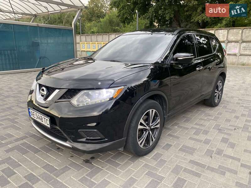Внедорожник / Кроссовер Nissan Rogue 2015 в Днепре