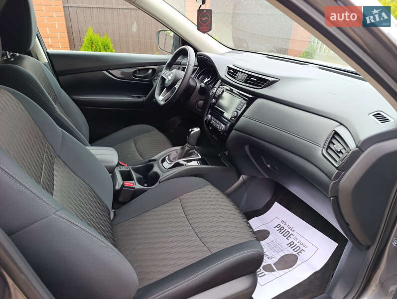 Внедорожник / Кроссовер Nissan Rogue 2018 в Новомиргороде фото 12 Внедорожник / Кроссовер Nissan Rogue 2018 в Новомиргороде