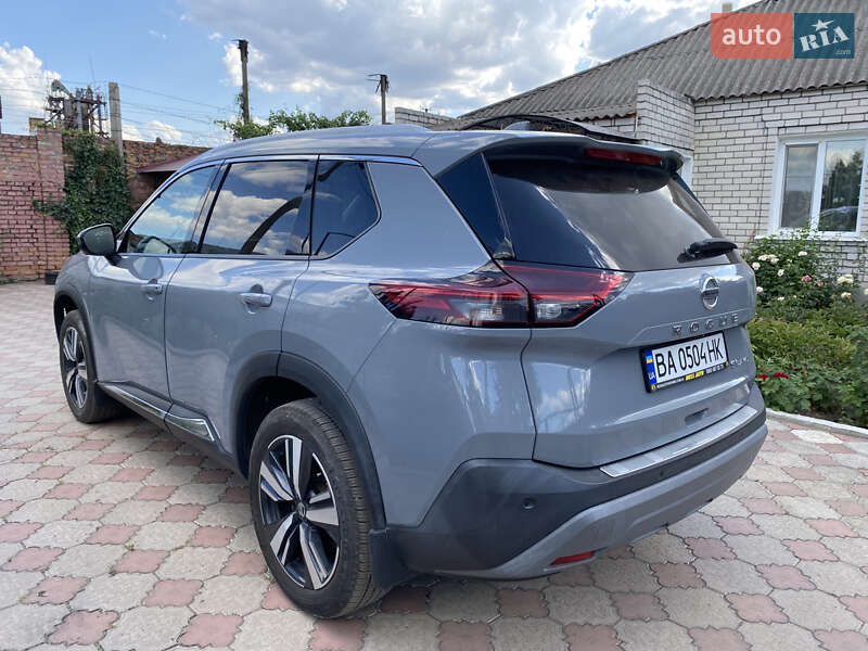 Внедорожник / Кроссовер Nissan Rogue 2020 в Кропивницком