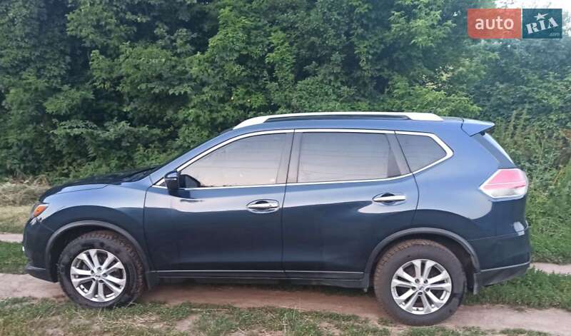 Внедорожник / Кроссовер Nissan Rogue 2016 в Сумах