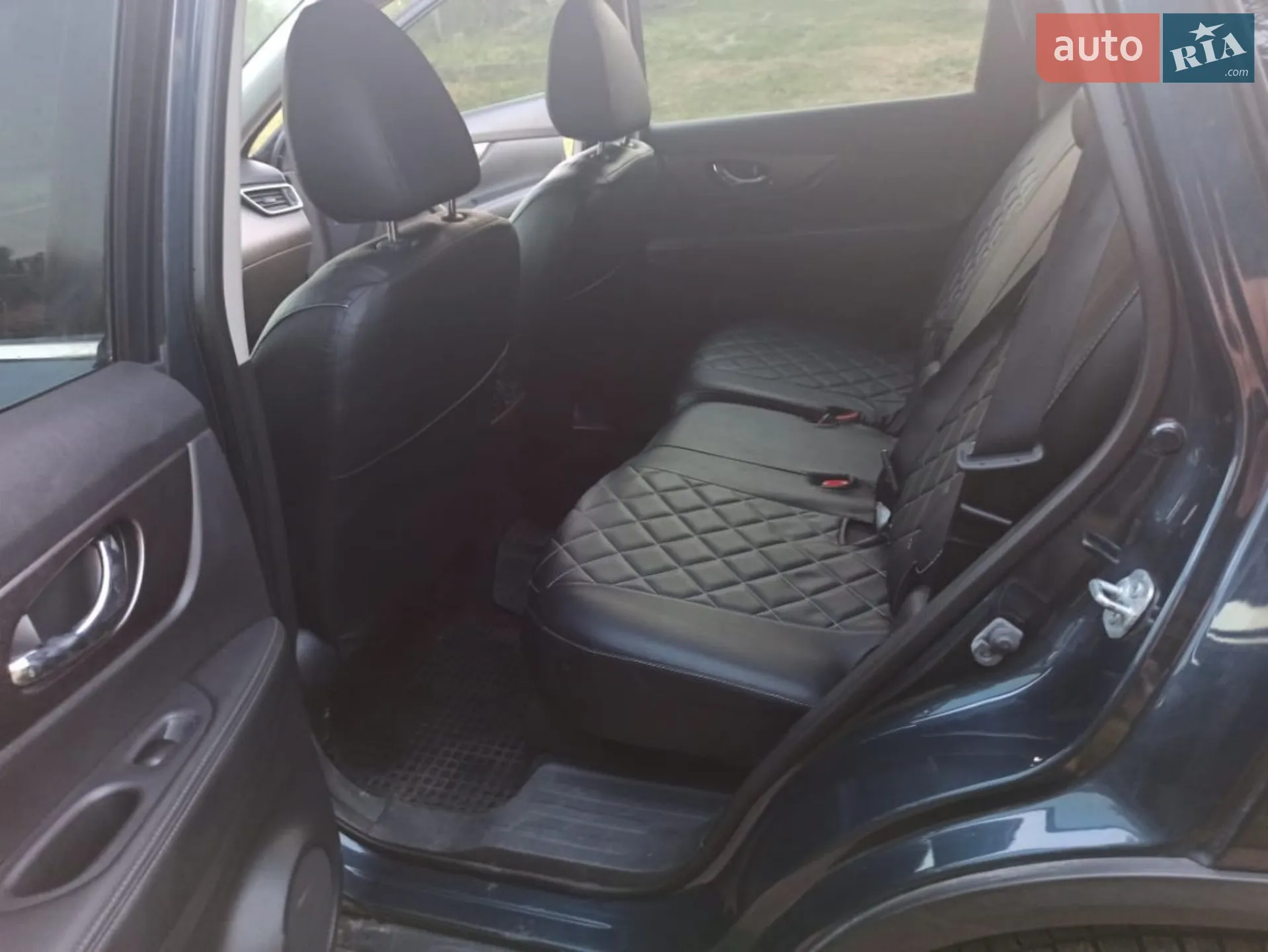 2016 Nissan Rogue - мініатюра 13
