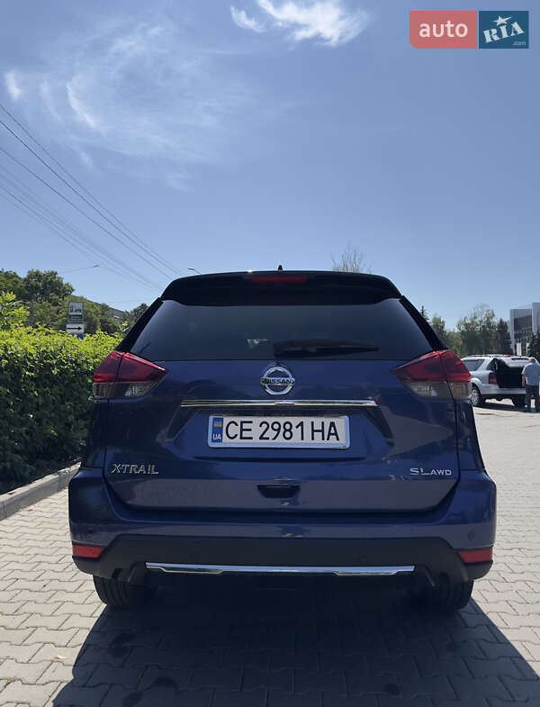 Позашляховик / Кросовер Nissan Rogue 2019 в Чернівцях