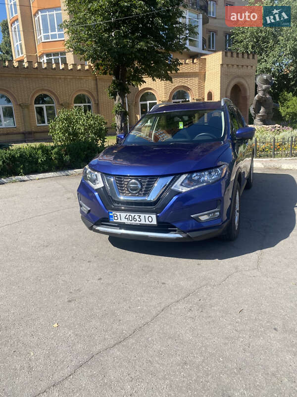 Позашляховик / Кросовер Nissan Rogue 2018 в Кременчуці